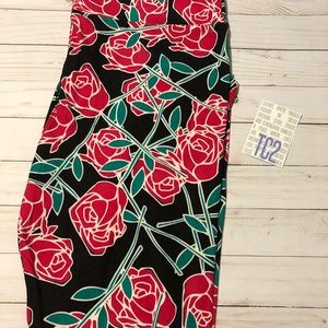 LLR :: TC2 NWT Roses 🌹🌹🌹